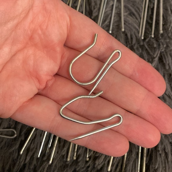 Curtain hooks in jars - Picture 7 of 9